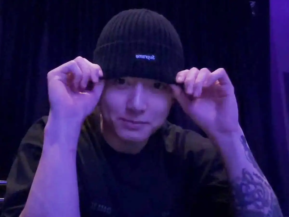 jungkook-capa.png
